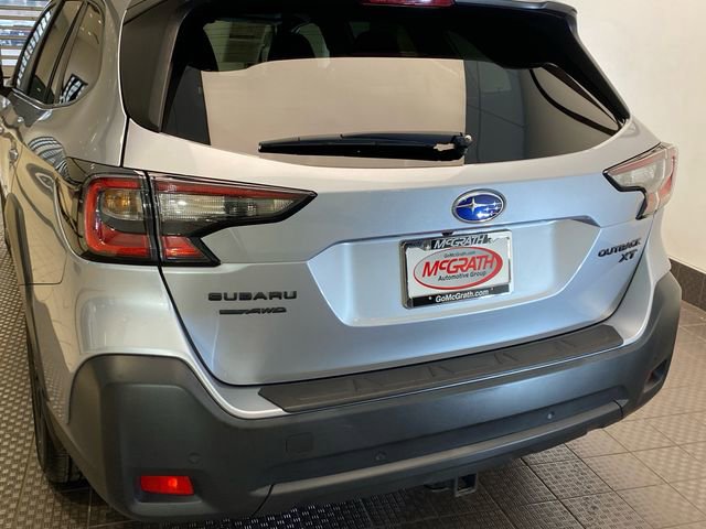 Used 2023 Subaru Outback Onyx Edition XT AWD/4WD image 8
