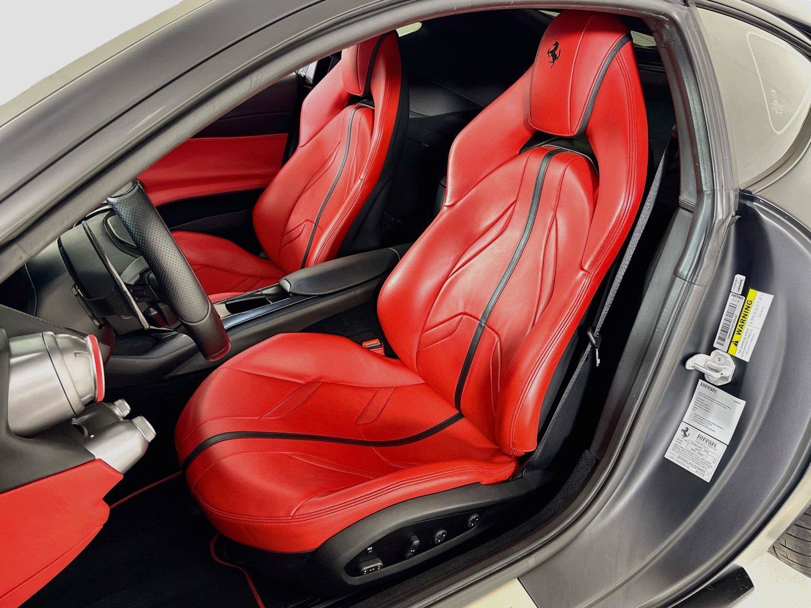 Used 2020 Ferrari 812 Superfast RWD image 13