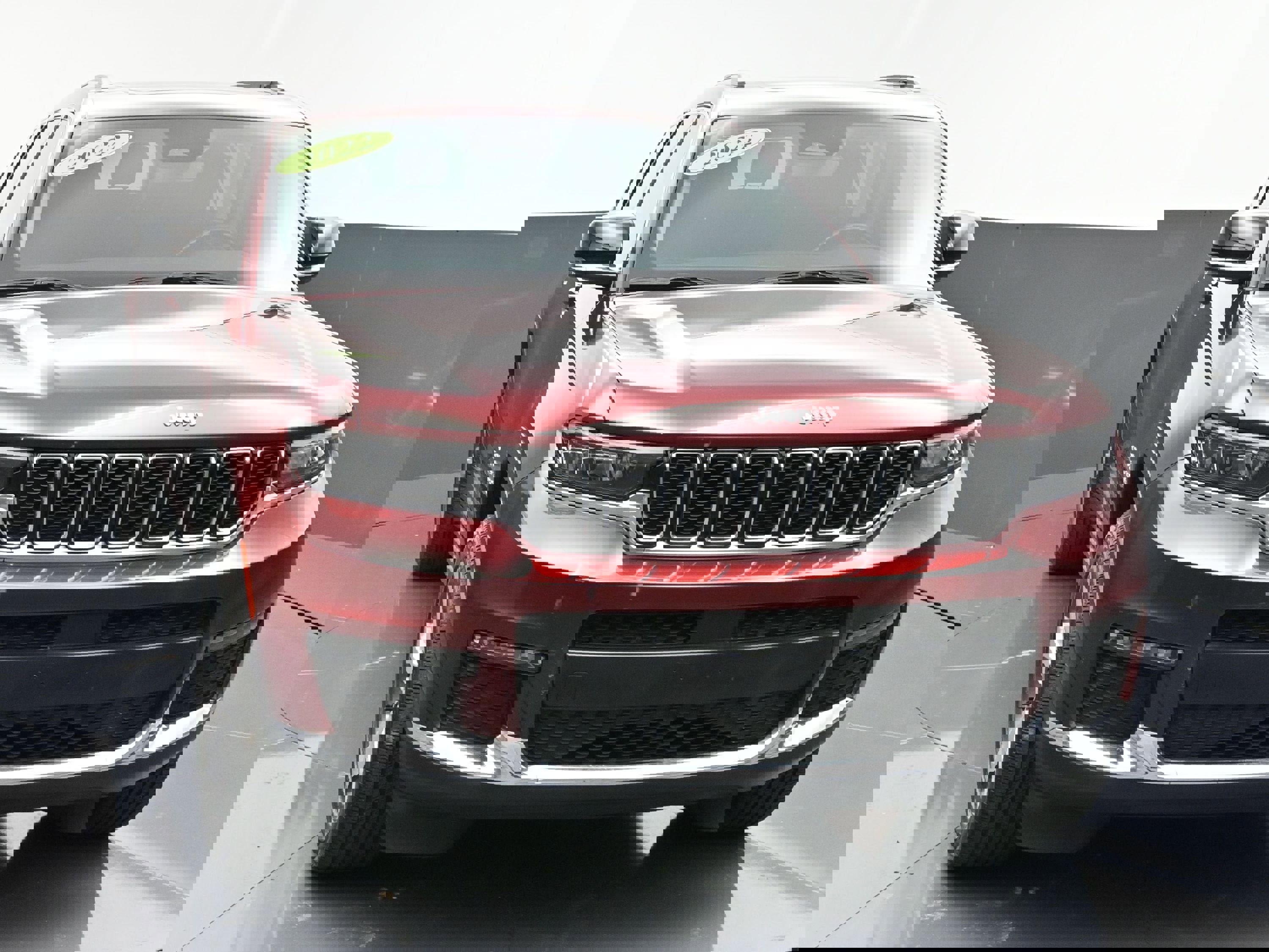 Used 2022 Jeep Grand Cherokee L Limited image 2