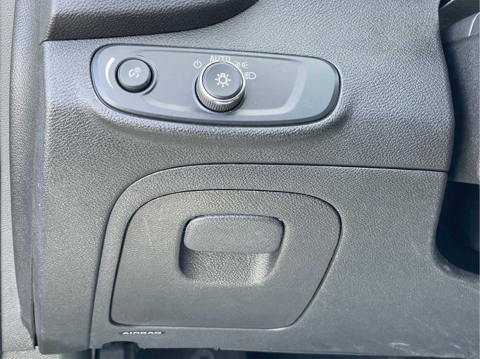 Used 2020 Chevrolet Trax LT image 23