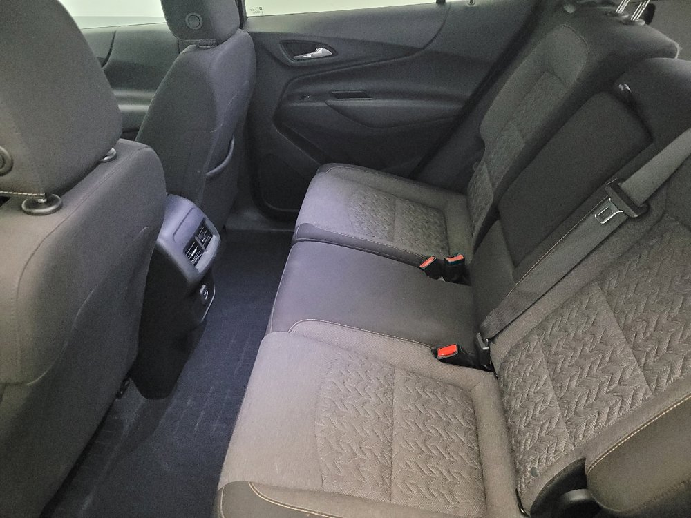 Used 2022 Chevrolet Equinox LT w/ LPO, Floor Liner Package image 18