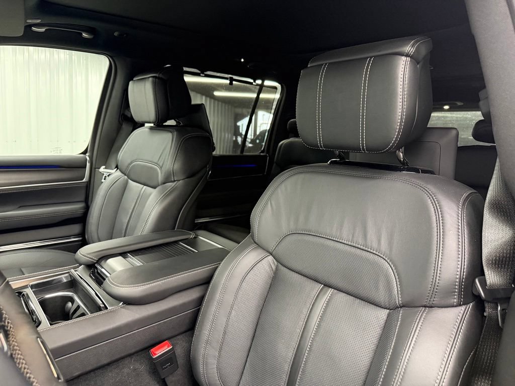 Used 2026 Jeep Grand Wagoneer Summit w/ Rear Seat Video Group I AWD/4WD image 21