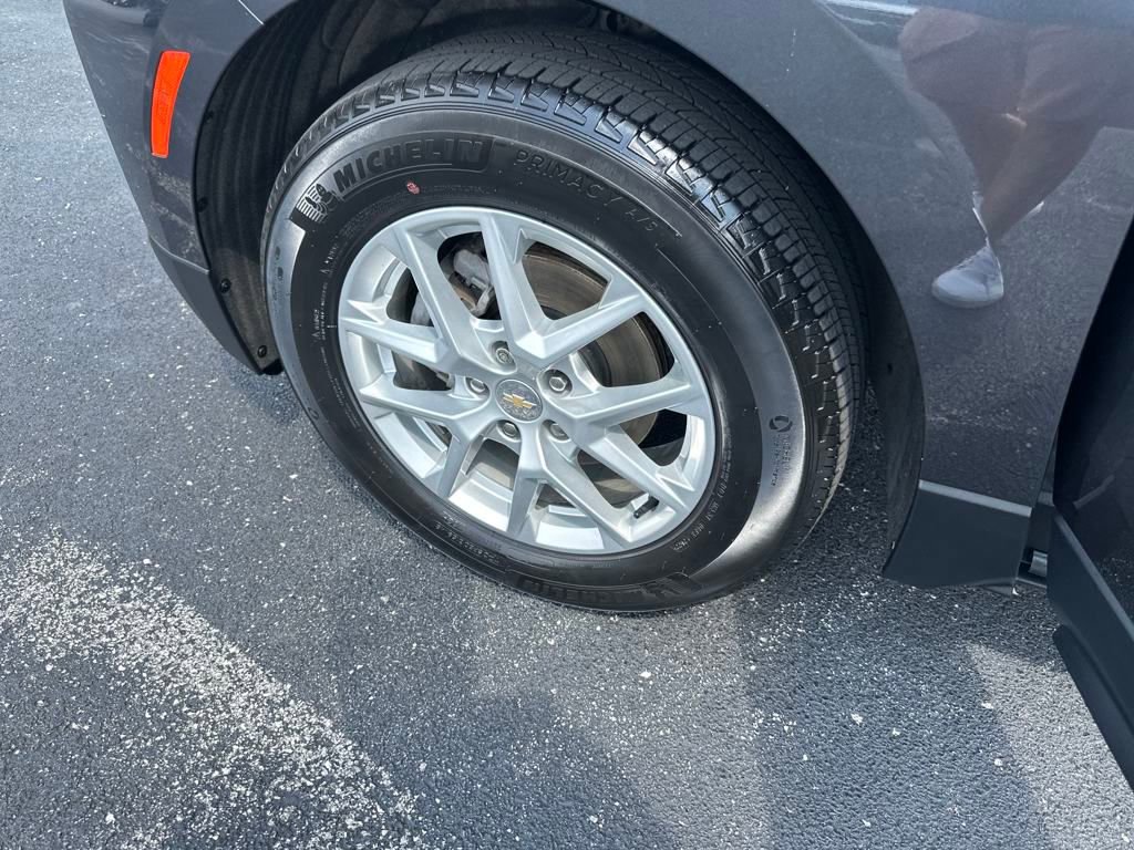 Used 2022 Chevrolet Equinox LT image 34