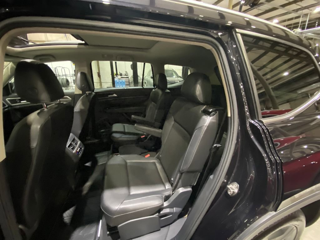 Used 2019 Volkswagen Atlas SEL R-Line FWD image 5
