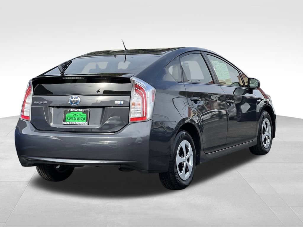 Used 2015 Toyota Prius Two image 5