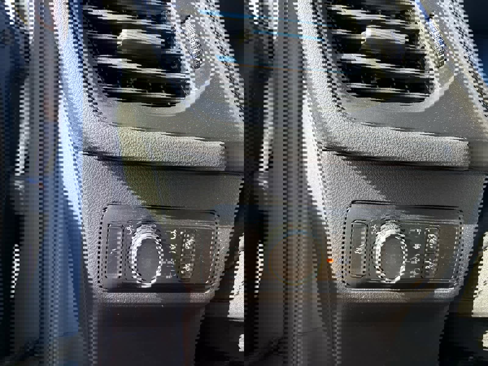 Used 2024 Ford Escape ST-Line image 18