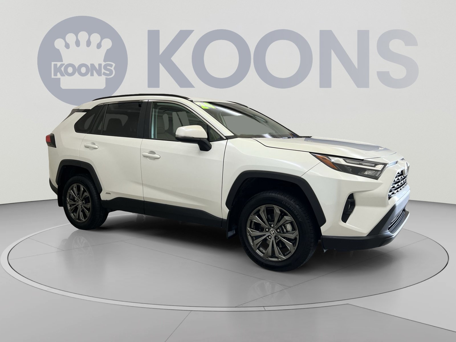 Used 2024 Toyota RAV4 XLE Premium w/ Weather Package AWD/4WD image 10