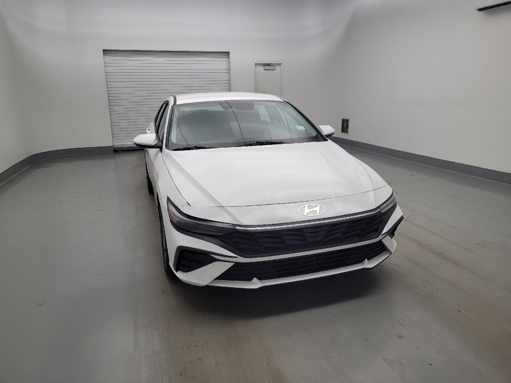 Used 2024 Hyundai Elantra SEL FWD image 14
