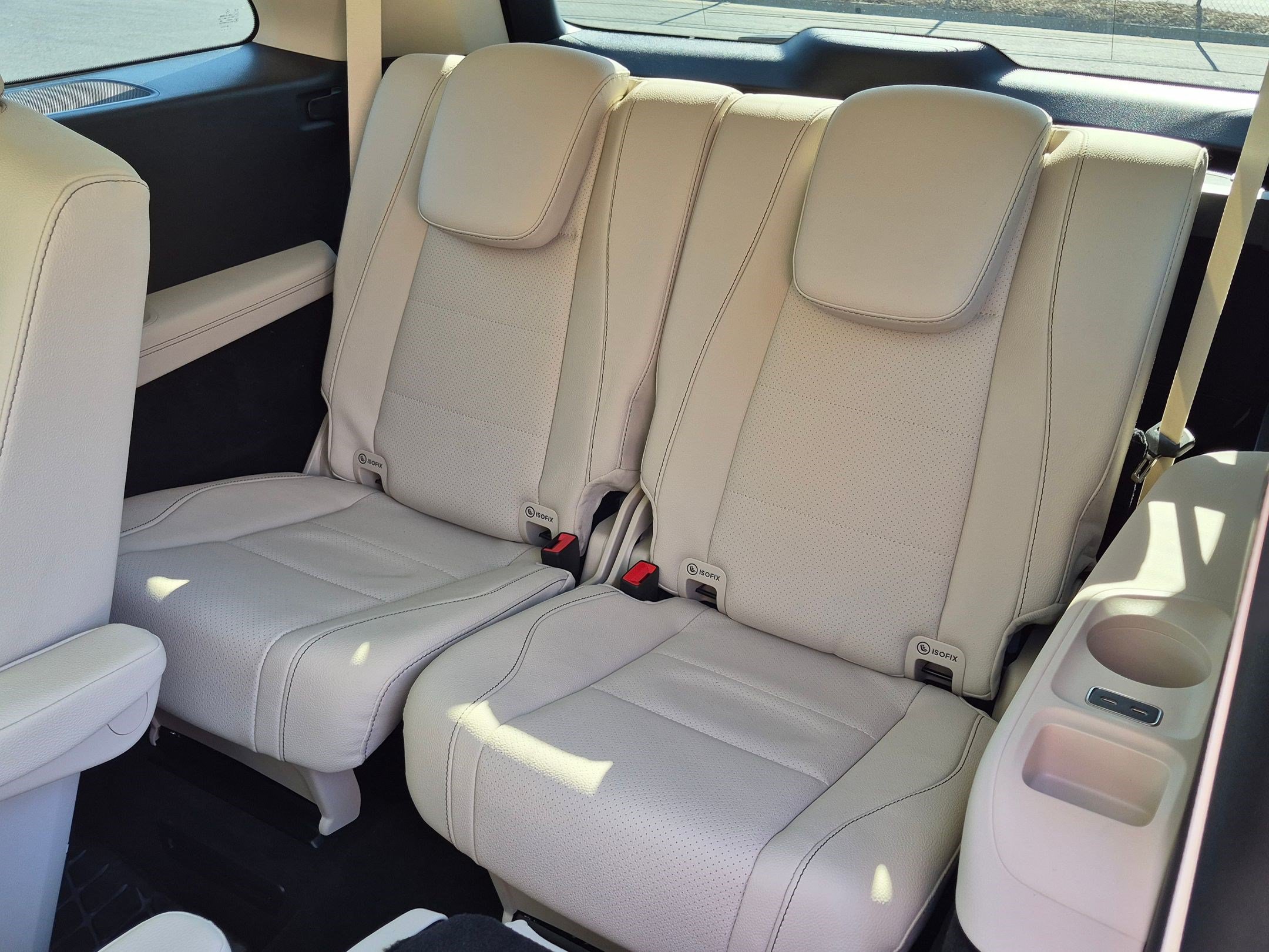 Certified 2025 Mercedes-Benz GLS 450 4MATIC image 34