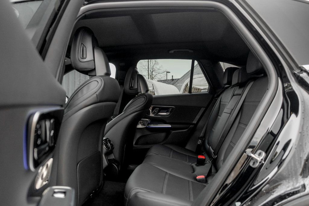 New 2026 Mercedes-Benz GLC 300 4MATIC image 16