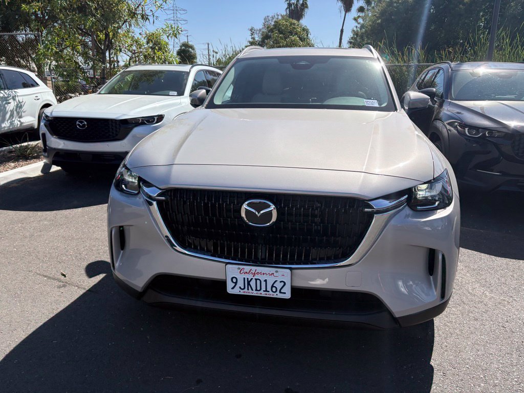 Used 2024 MAZDA CX-90 Plug-In Hybrid w/ Preferred AWD/4WD image 2