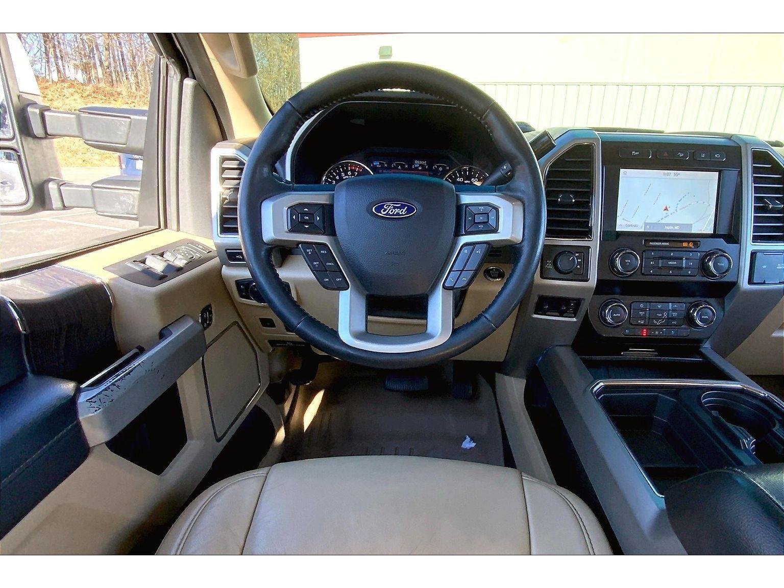 Used 2020 Ford F250 Lariat w/ Lariat Ultimate Package image 3