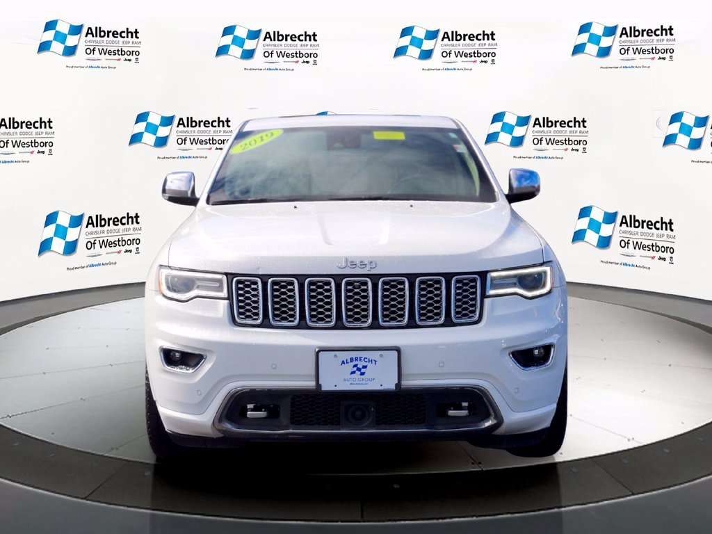 Used 2019 Jeep Grand Cherokee Overland AWD/4WD image 8