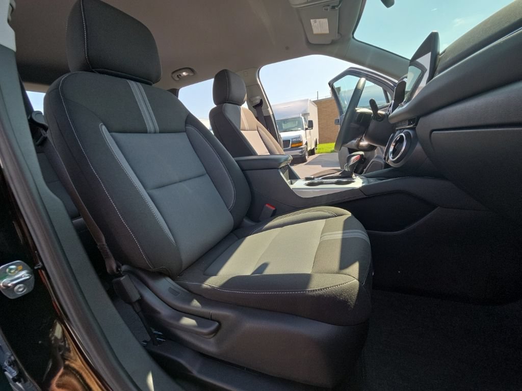 Used 2024 Chevrolet Blazer LT w/ Convenience Package FWD image 26