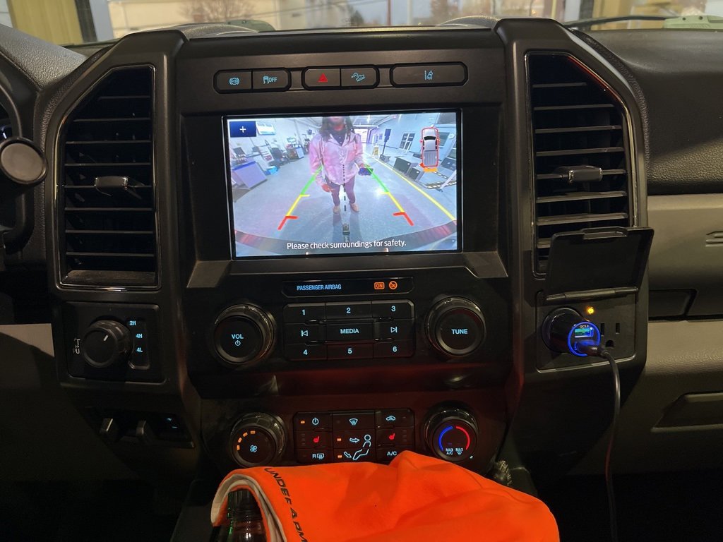 Used 2020 Ford F350 XLT w/ XLT Premium Package image 11