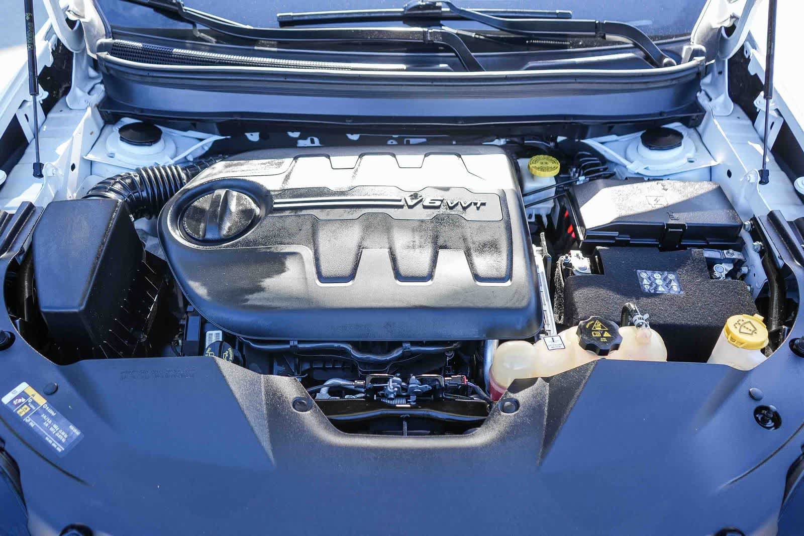 Used 2022 Jeep Cherokee Latitude Lux FWD image 26