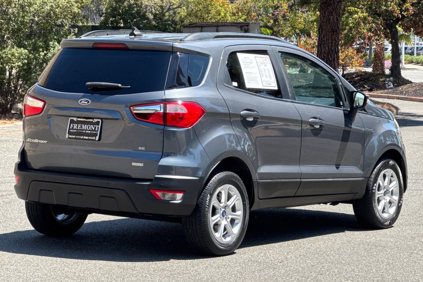 Used 2020 Ford EcoSport SE w/ SE Convenience Package image 3