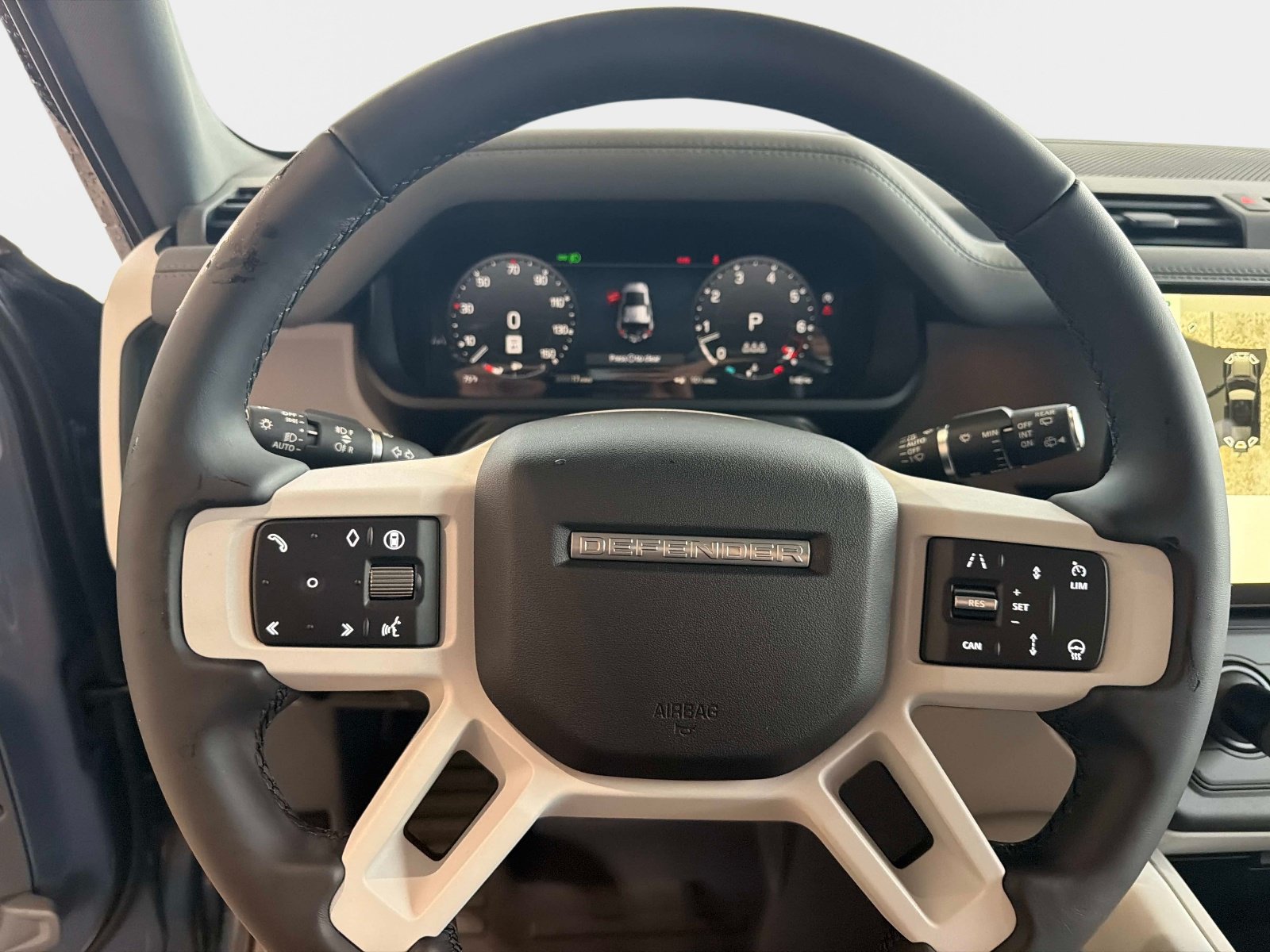 New 2026 Land Rover Defender 110 X-Dynamic SE AWD/4WD image 24