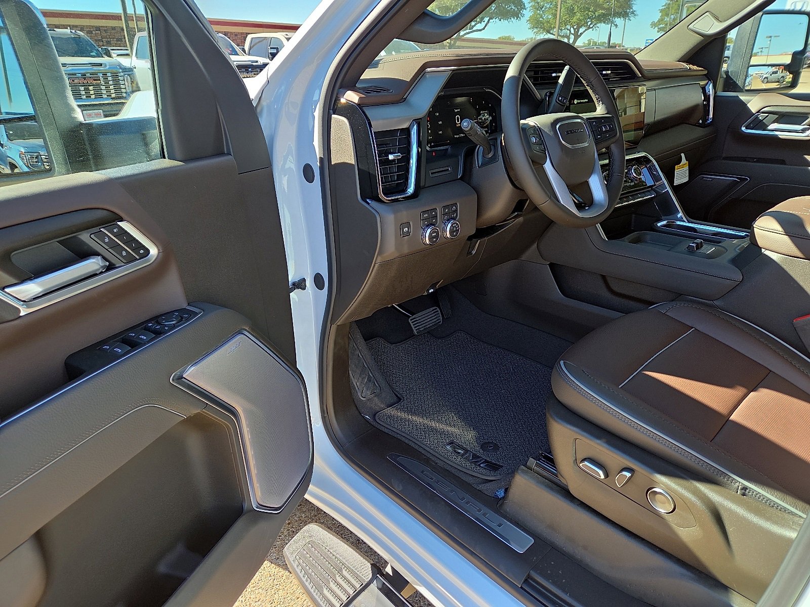 New 2026 GMC Sierra 2500 Denali image 11