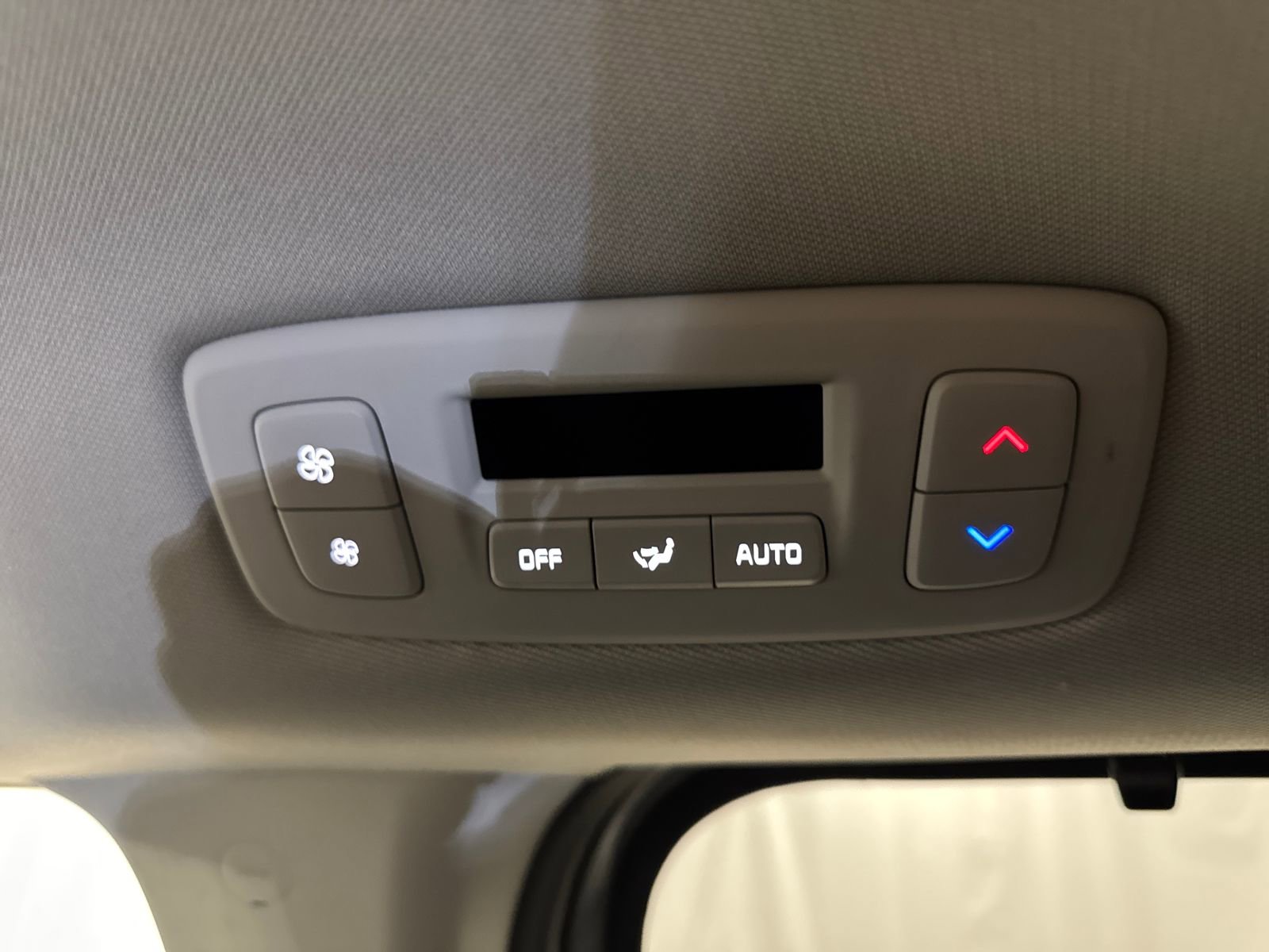 Used 2024 Kia Carnival SX Prestige image 26