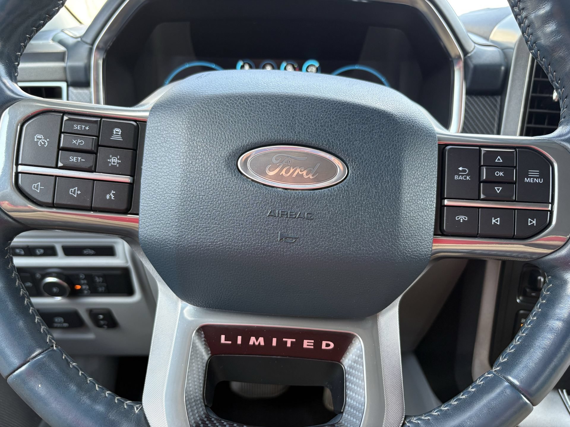 Used 2022 Ford F150 Limited AWD/4WD image 12