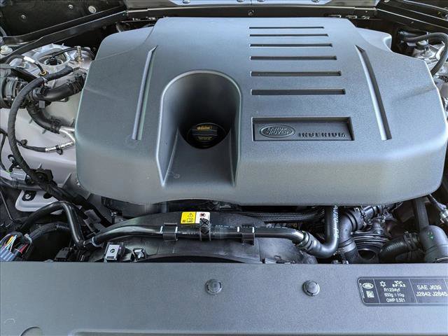 New 2026 Land Rover Defender 110 X-Dynamic SE image 16