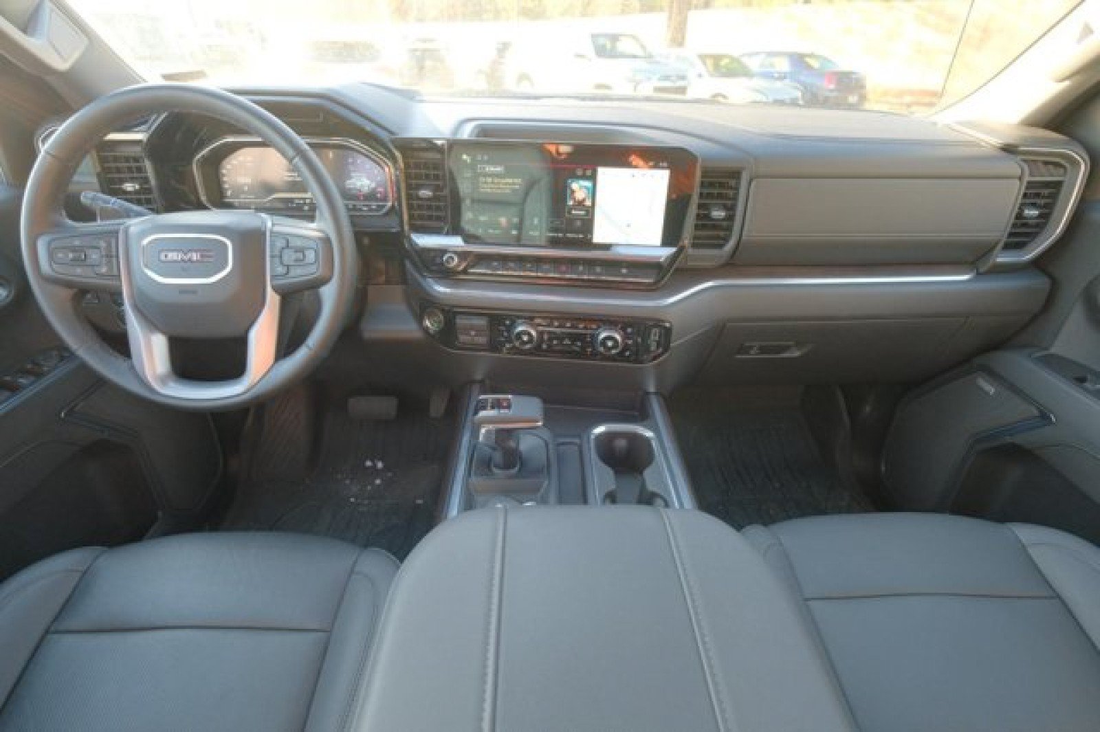 Used 2023 GMC Sierra 1500 SLT w/ SLT Premium Plus Package AWD/4WD image 16