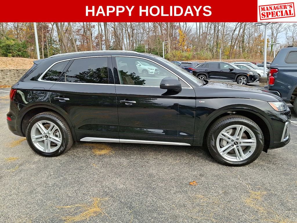Used 2024 Audi Q5 e Premium Plus w/ Premium Plus Package image 7