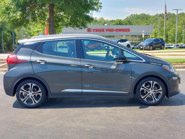 Used 2017 Chevrolet Bolt Premier w/ Infotainment Package FWD image 23
