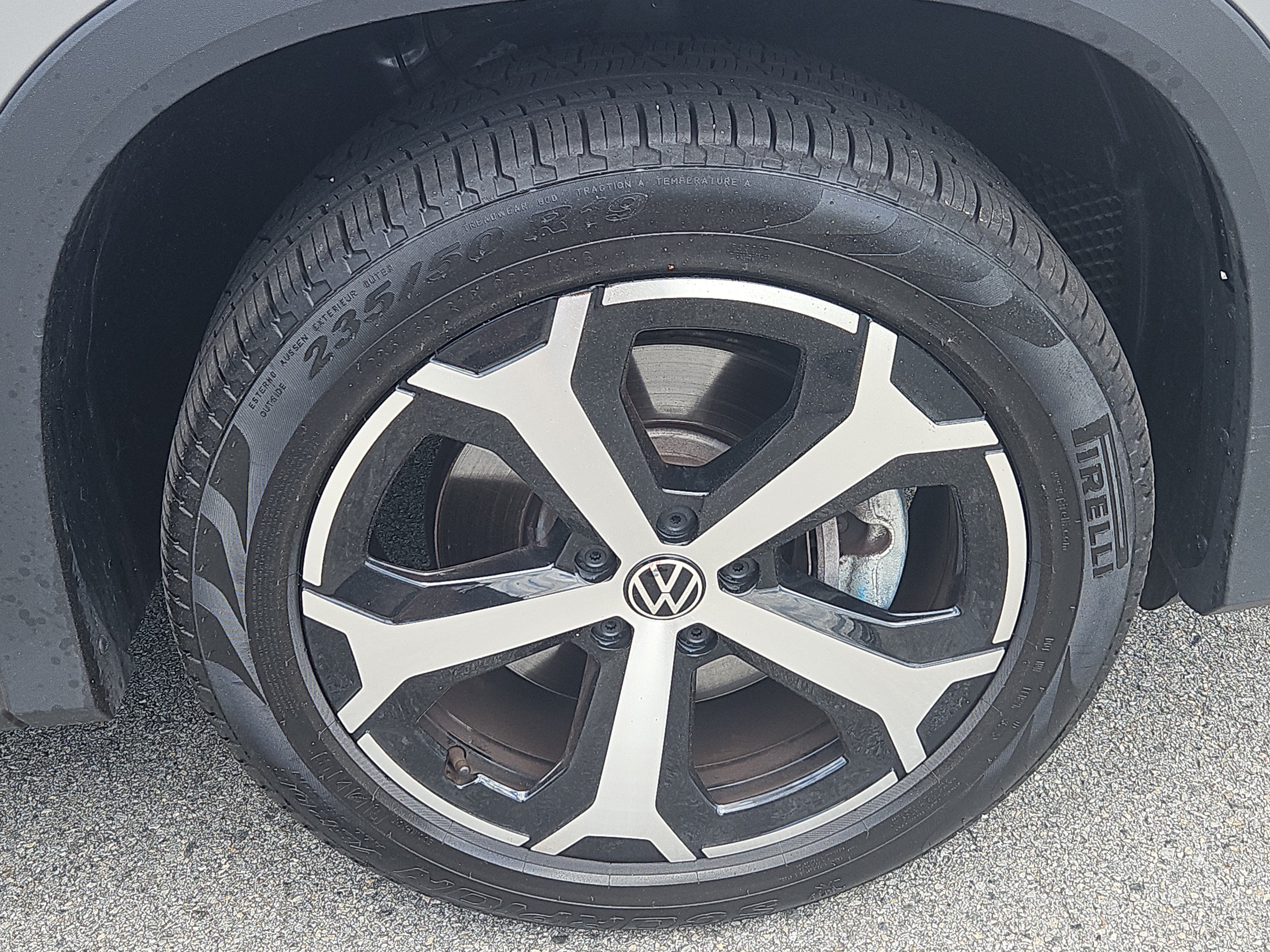 Used 2026 Volkswagen Tiguan SE AWD/4WD image 27