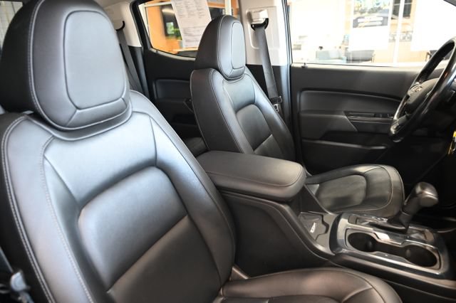 Used 2019 Chevrolet Colorado Z71 AWD/4WD image 9
