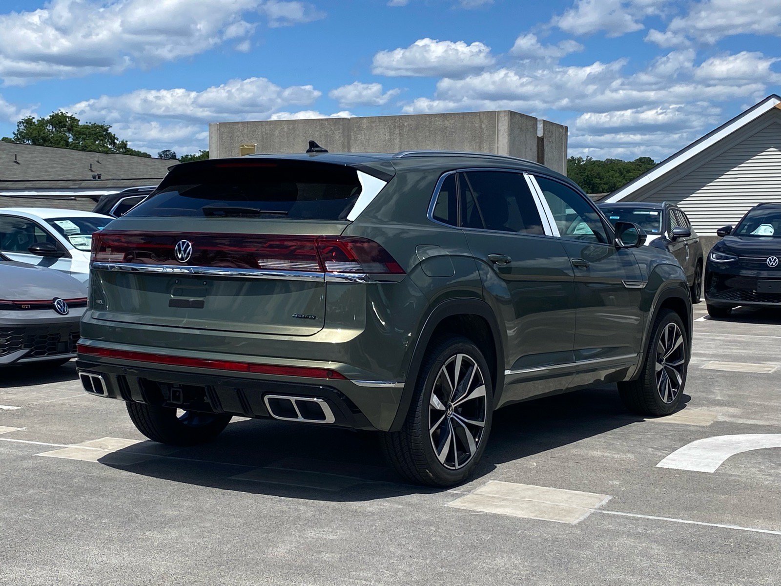 New 2026 Volkswagen Atlas Cross Sport SEL Premium R-Line AWD/4WD image 3