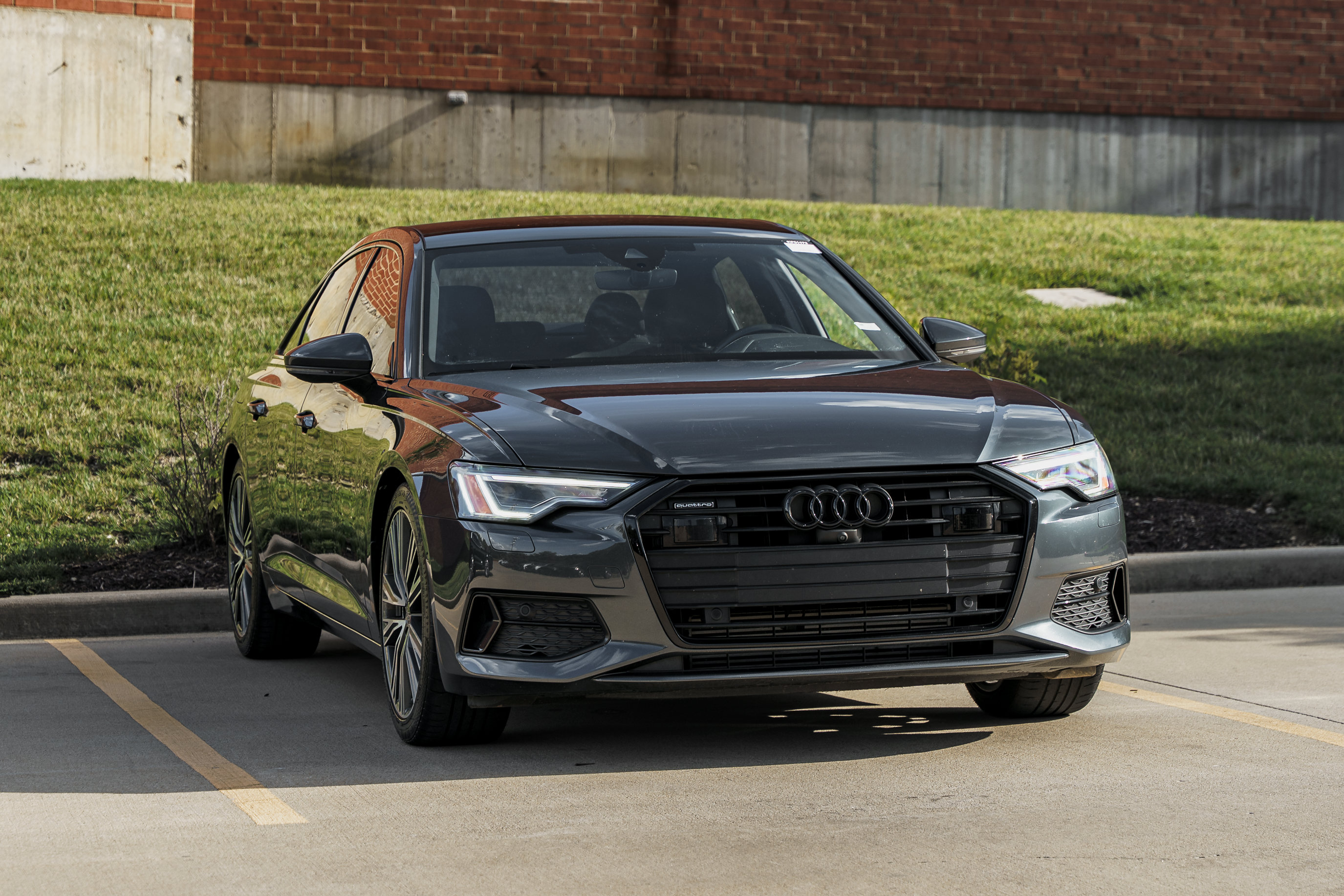 Used 2023 Audi A6 Premium Plus w/ Premium Plus Package AWD/4WD image 2
