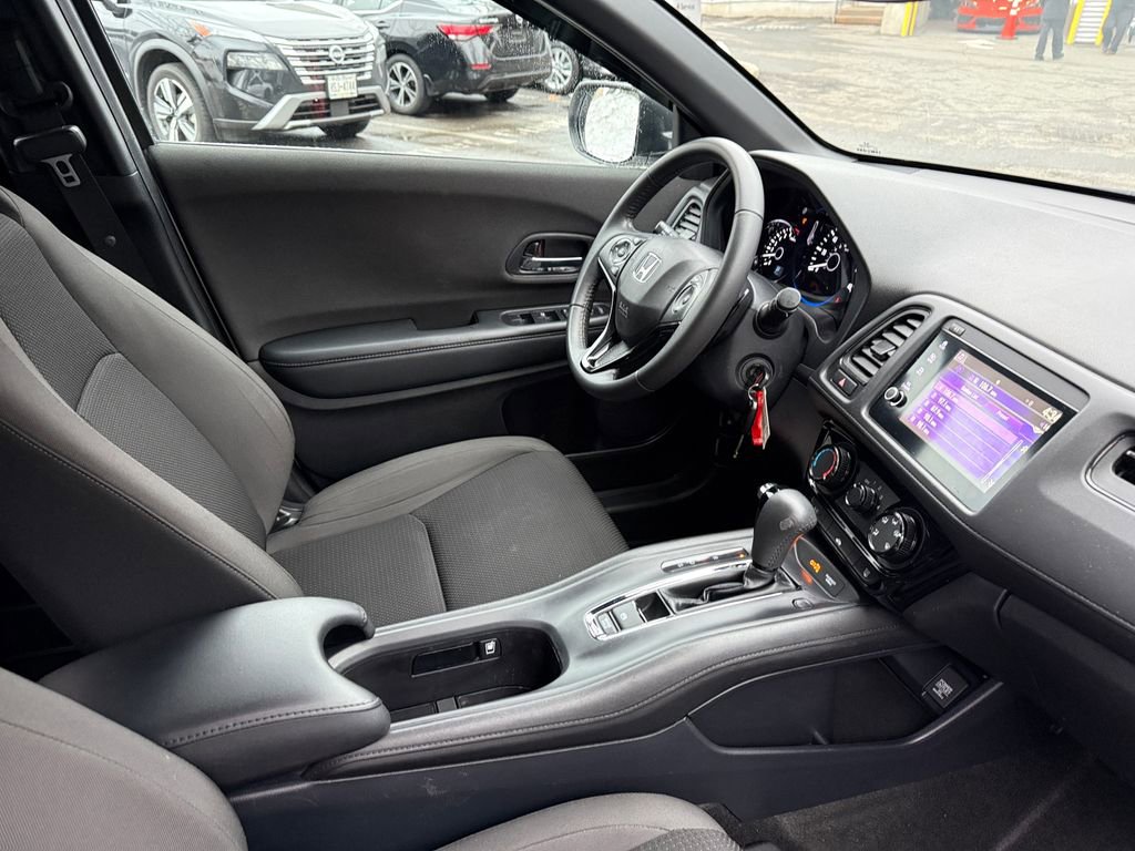 Used 2022 Honda HR-V Sport image 24