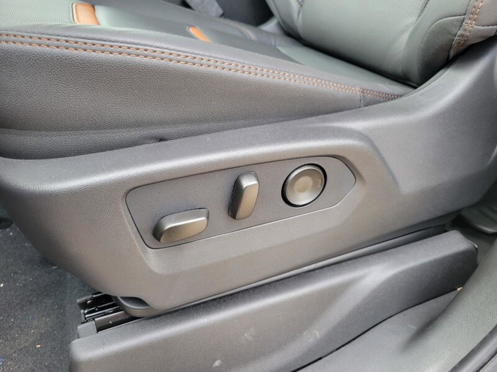 New 2026 GMC Sierra 3500 AT4 w/ AT4 Premium Plus Package image 23