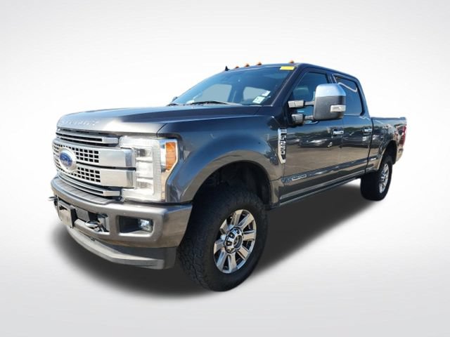Used 2019 Ford F250 Platinum w/ Platinum Ultimate Package AWD/4WD image 3