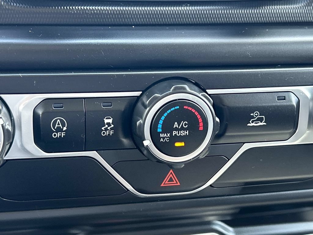 Used 2021 Jeep Gladiator Sport AWD/4WD image 30