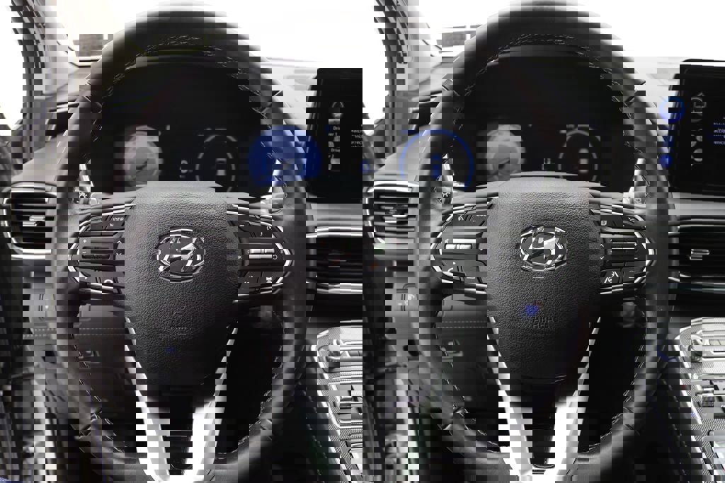 Used 2023 Hyundai Santa Fe SEL w/ Premium Package image 19