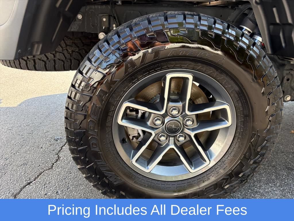 Used 2024 Jeep Gladiator Mojave w/ Safety Group AWD/4WD image 26