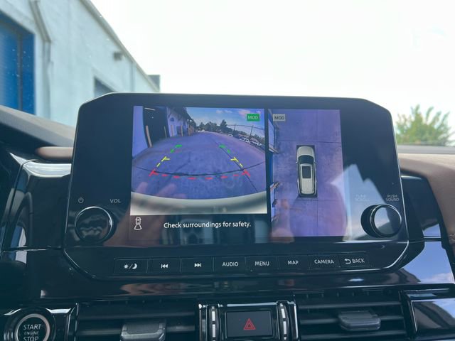 Used 2022 Nissan Pathfinder Platinum w/ Cargo Package image 23