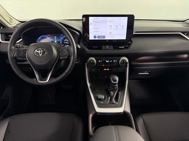 Used 2024 Toyota RAV4 Limited image 24