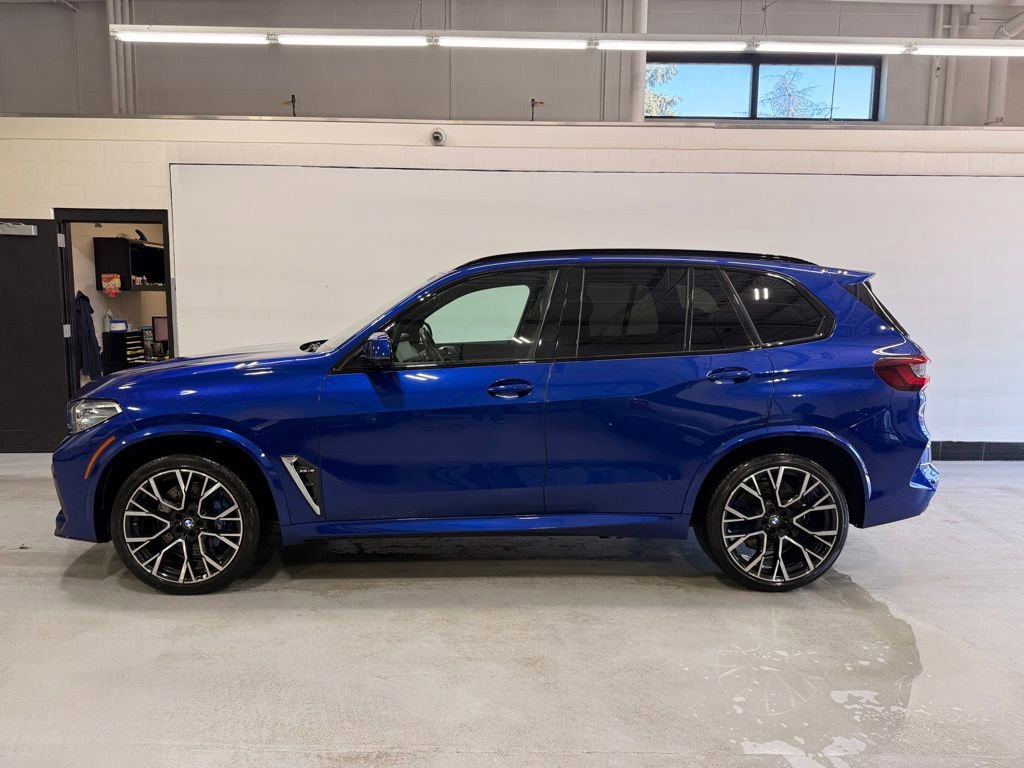 Used 2021 BMW X5 M w/ Executive Package AWD/4WD image 2