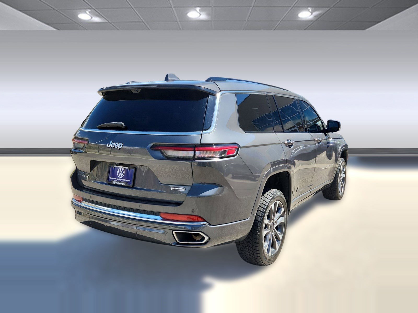 Used 2021 Jeep Grand Cherokee L Overland w/ Luxury Tech Group IV AWD/4WD image 9