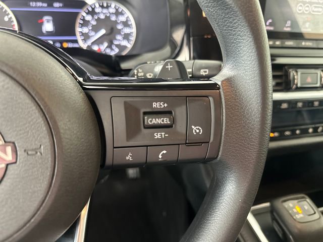 Used 2022 Nissan Pathfinder S image 17