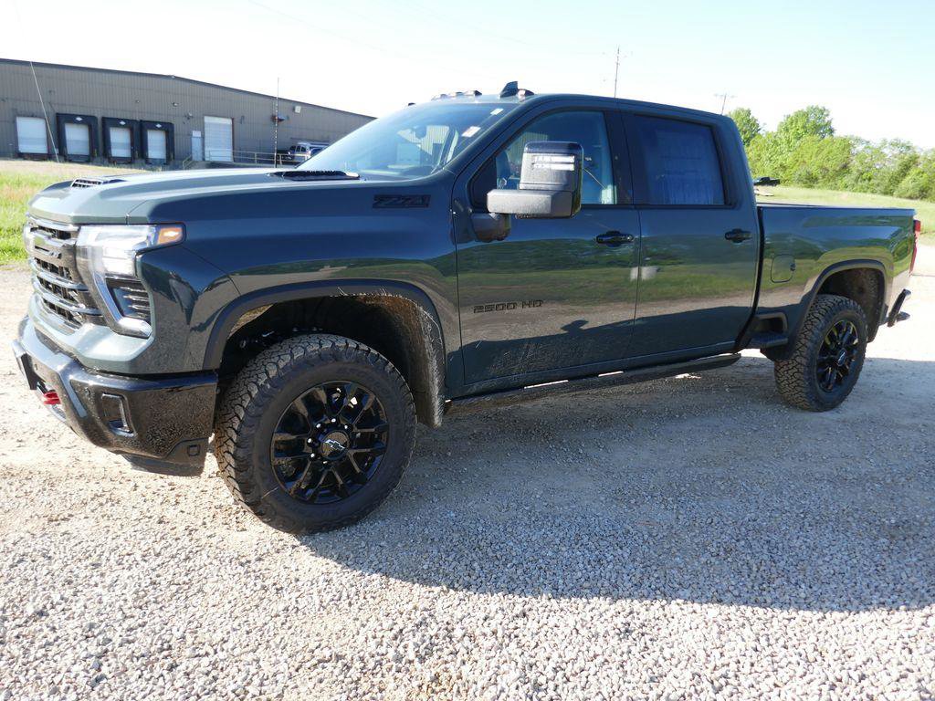 New 2026 Chevrolet Silverado 2500 LTZ w/ LTZ Plus Package AWD/4WD image 8