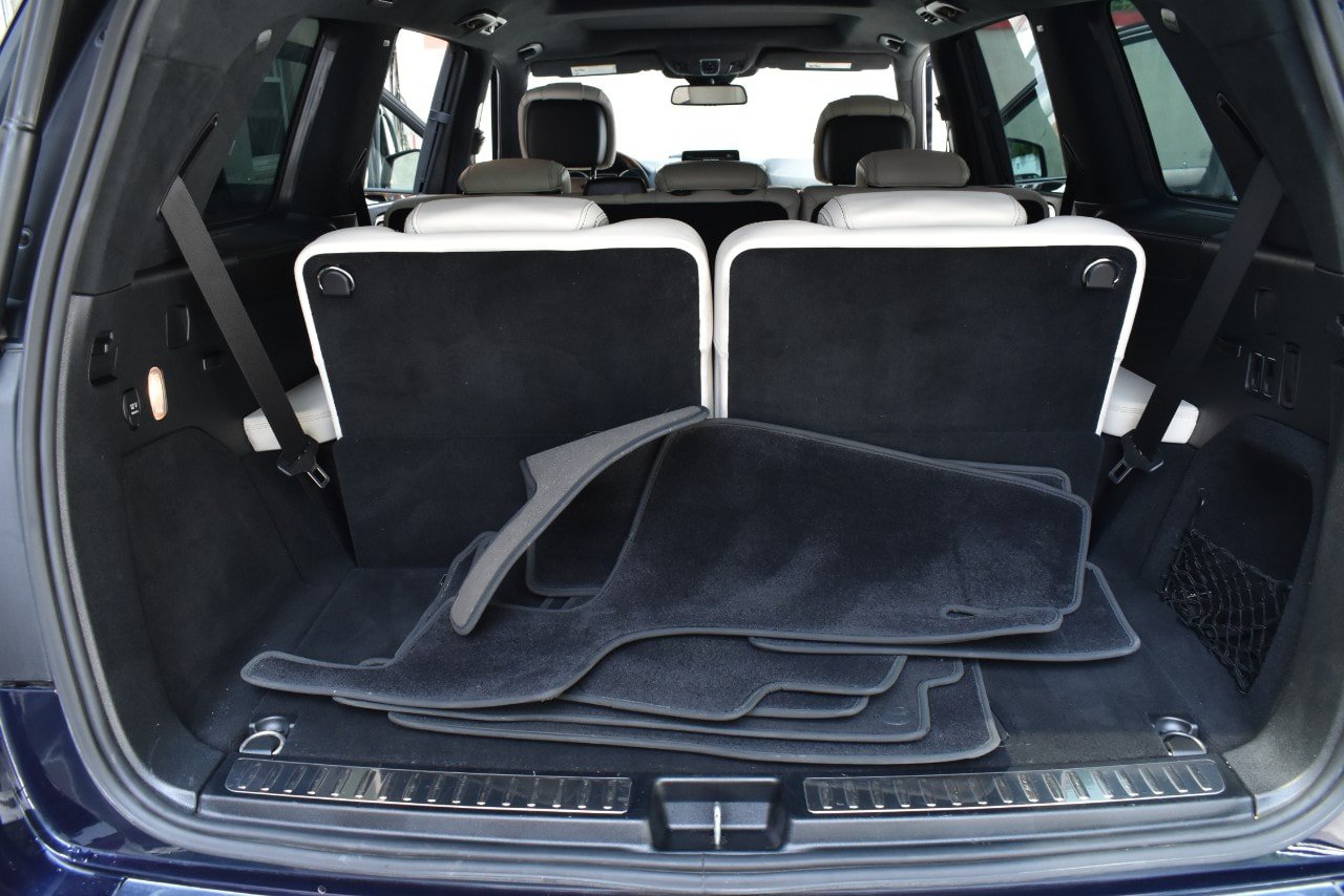 Used 2018 Mercedes-Benz GLS 550 4MATIC image 36