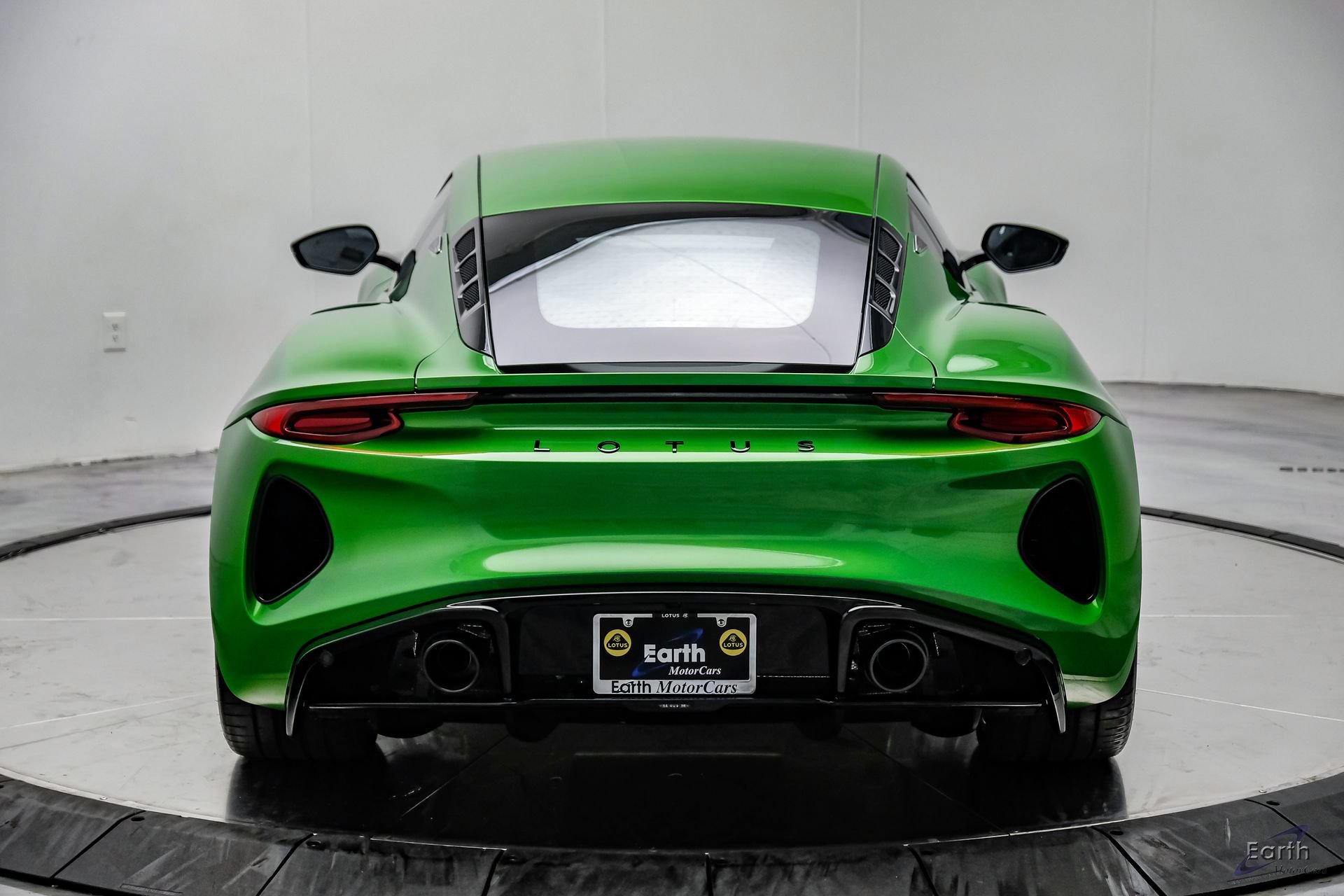 New 2026 Lotus Emira SE RWD image 16