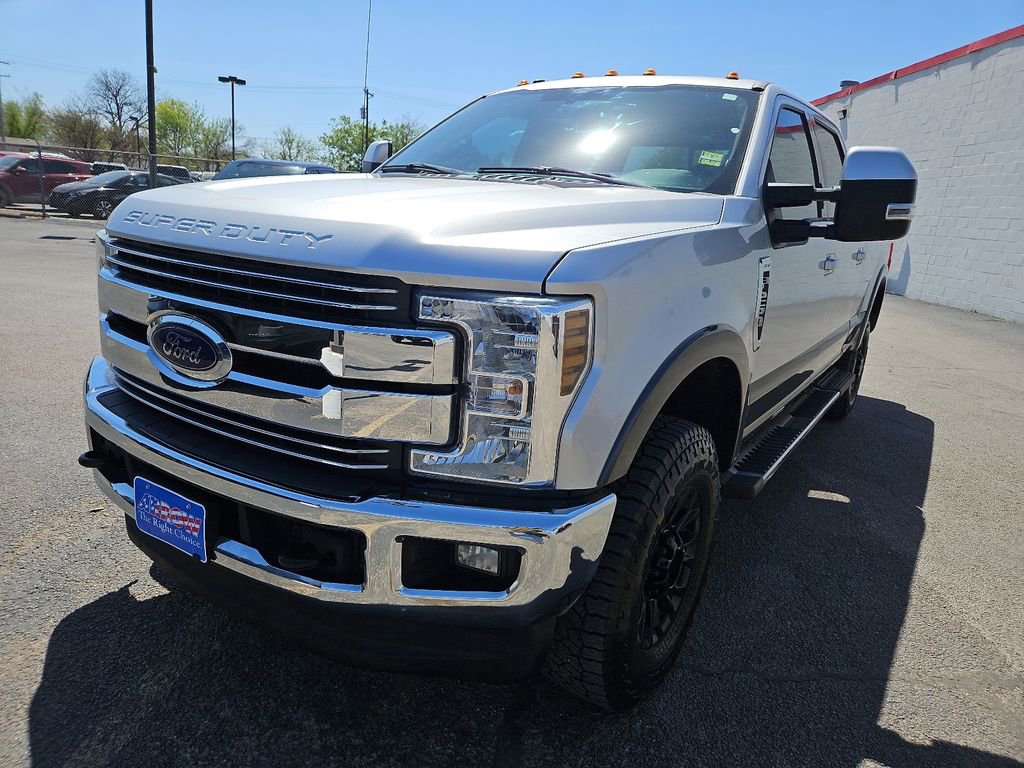 Used 2018 Ford F250 Lariat w/ Lariat Value Package image 4
