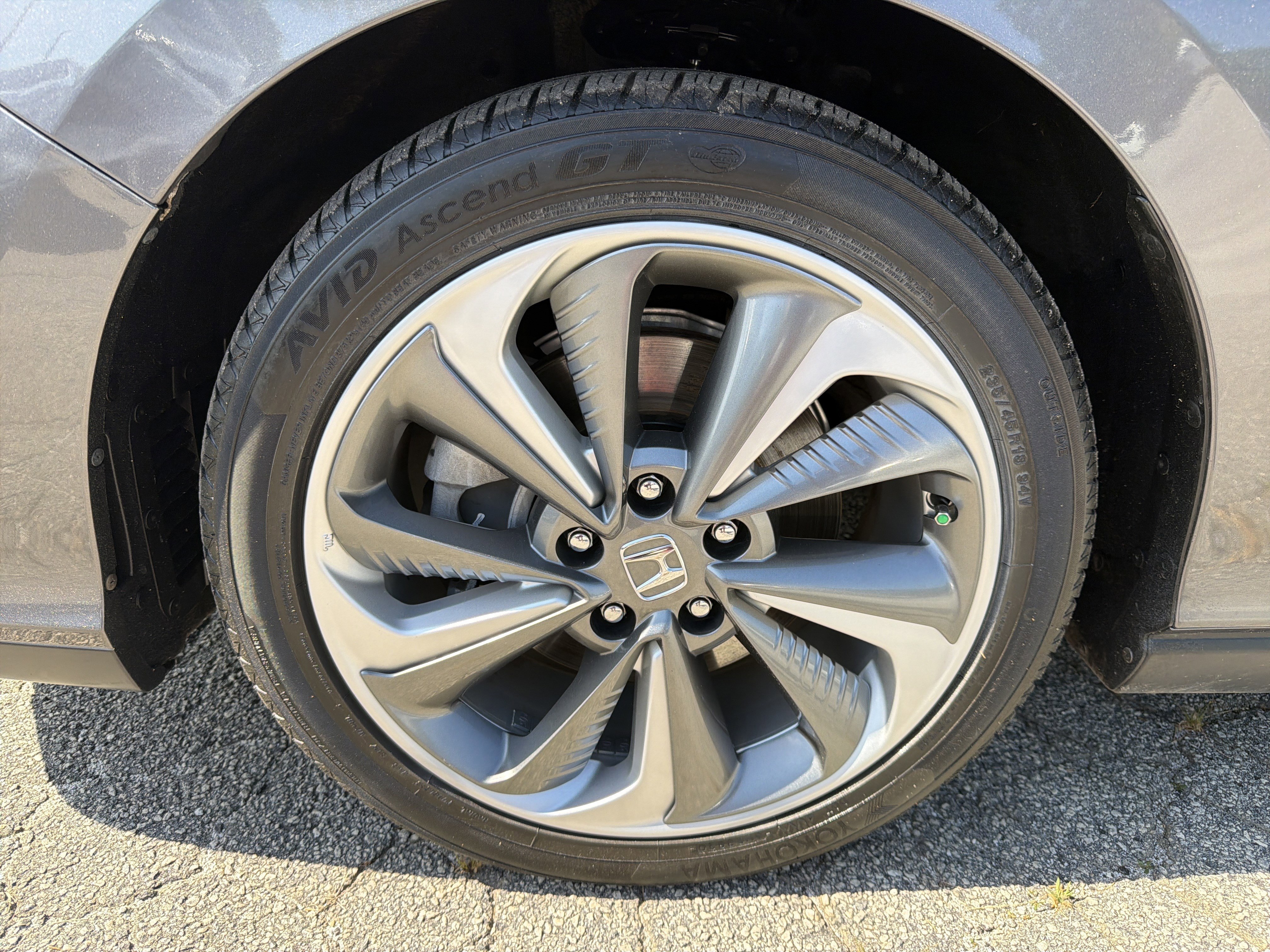 Used 2018 Honda Clarity Touring image 12