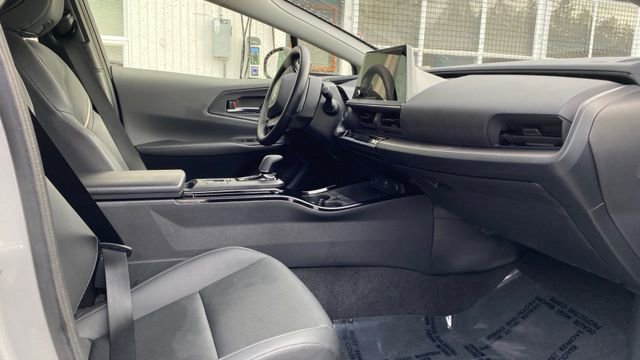 Used 2023 Toyota Prius XLE image 17